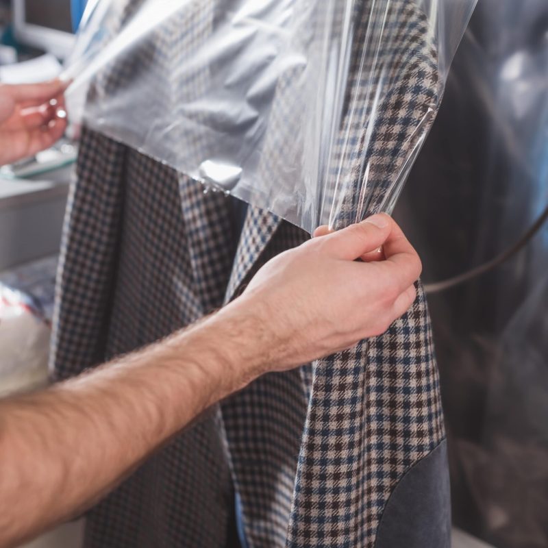 Nuovaplastiline-buste-copriabiti-2